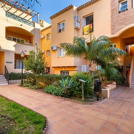 Oasis Apartment, Mijas