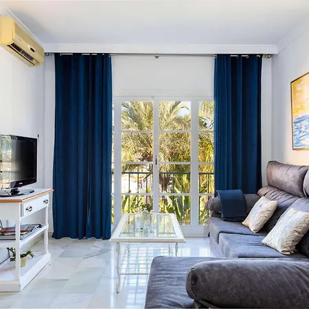 Oasis Apartment, Mijas *