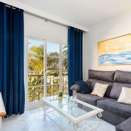 Oasis Apartment, Mijas 아파트 *
